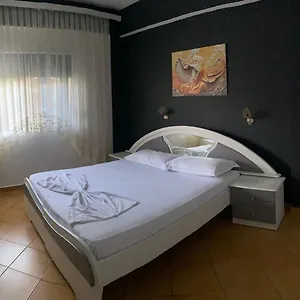  Appartamento Kanina Albania